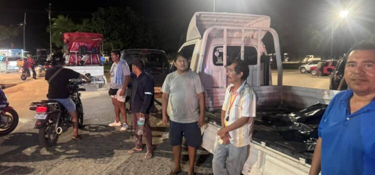 Choferes en Santa Cruz bloquean calles y exigen abastecimiento de gasolina