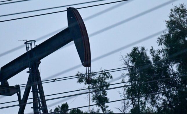 Petróleo impulsa precio del barril por encima de 90 dólares por conflicto en Oriente Medio