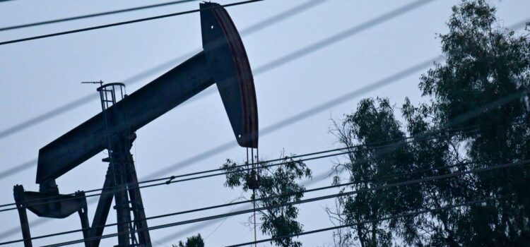 Petróleo impulsa precio del barril por encima de 90 dólares por conflicto en Oriente Medio
