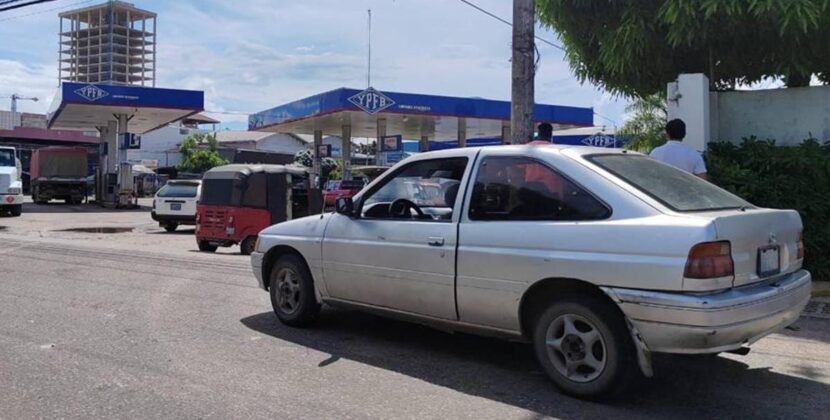 Ministro Medinaceli confirma que filas en surtidores cruceños deben regularizarse el fin de semana