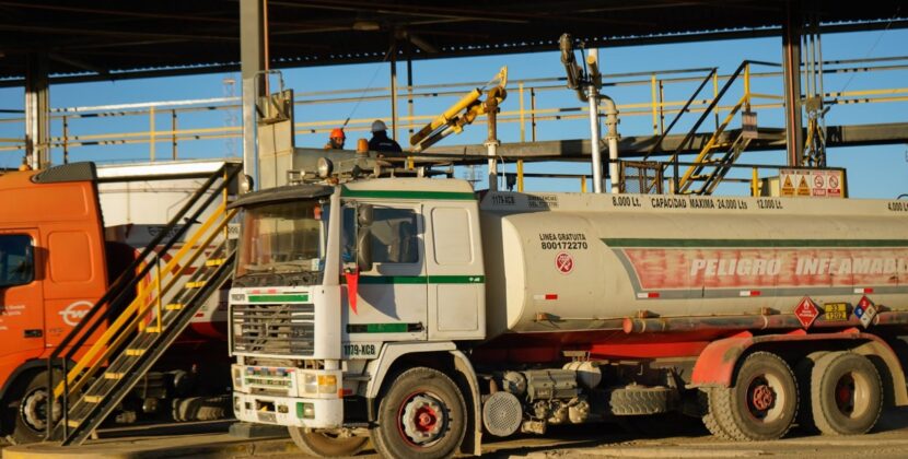 Juez dispone detención domiciliaria y fianza para jefa legal de YPFB en caso Botrading