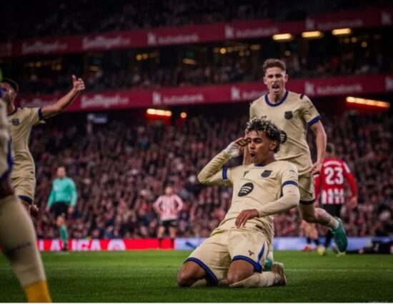 Lamine anota golazo de récord y impulsa triunfo en partido local