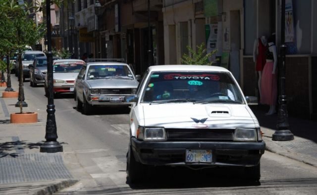 Municipio de Tarija revela que 40 por ciento de taxis no tributan en la ciudad