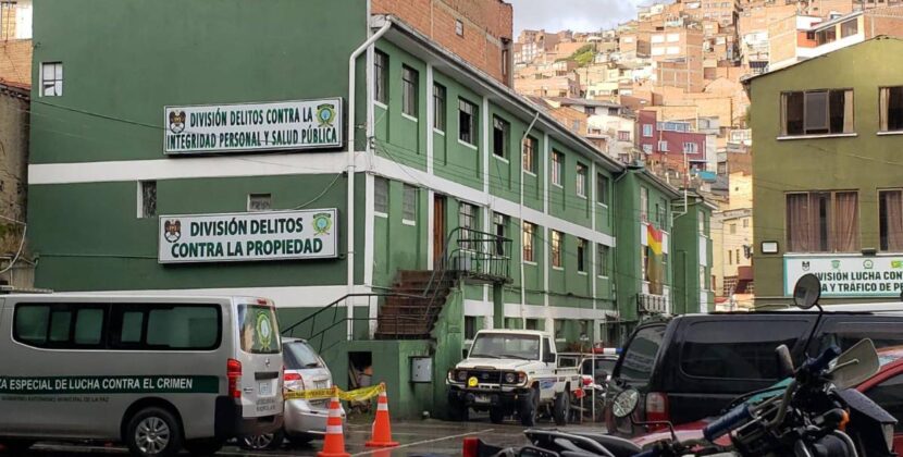 Policía de La Paz halla más de 300 frascos de mercurio en domicilio y vehículo