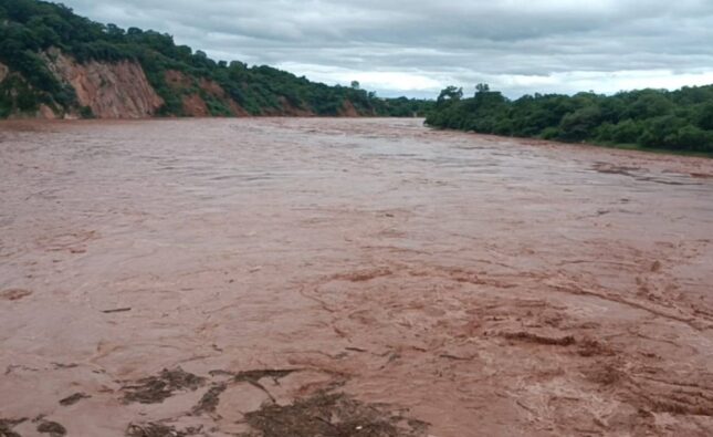 Villa Montes lanza alerta roja por crecida del río Pilcomayo y moviliza emergencia