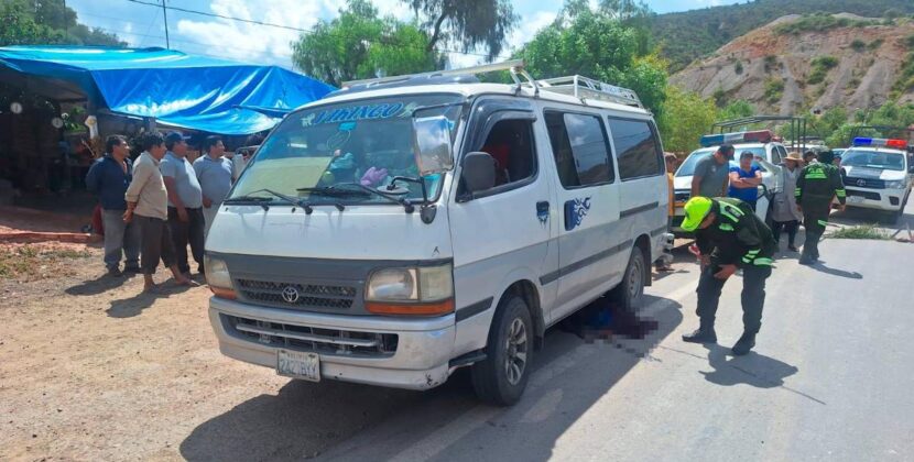 Niño de 4 años fallece atropellado por minibús en ruta Cochabamba Oruro