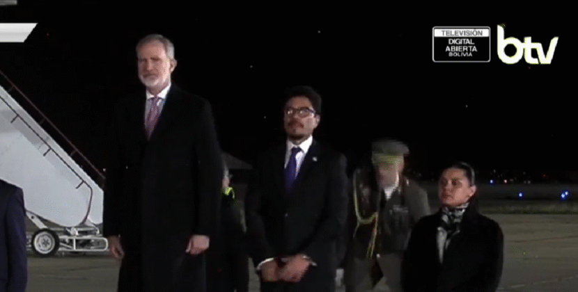 El rey Felipe VI llega a Bolivia para fortalecer lazos bilaterales