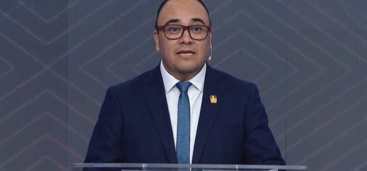 Ávila inaugura debate de candidatos a gobernadores y pide frenar guerra sucia en campaña