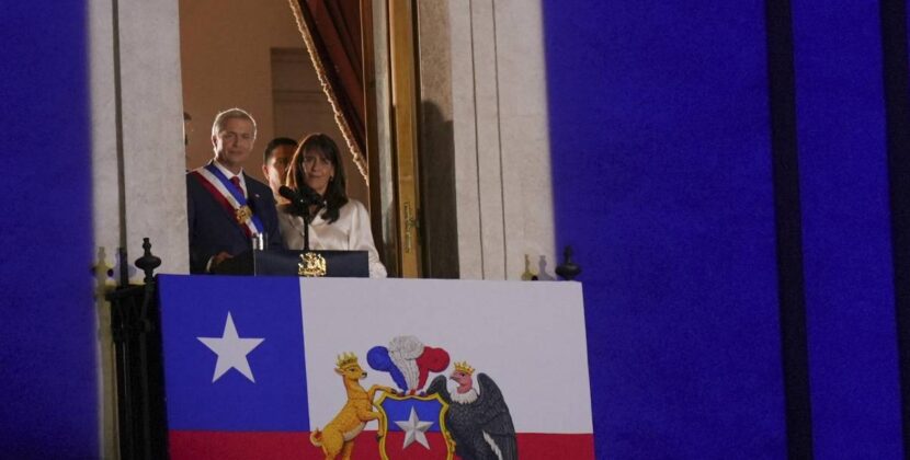 Presidente Kast firma decretos que aplican cierre fronterizo con Bolivia y Perú en Chile