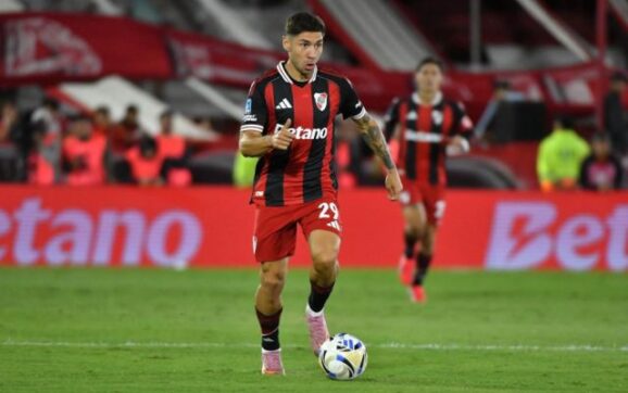 River Plate vence a Huracán 2 a 1 en debut de Chacho Coudet en Buenos Aires