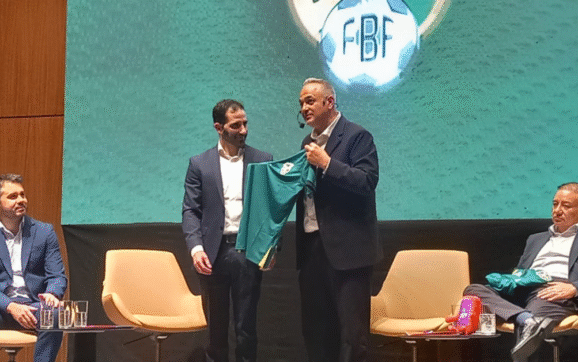 Óscar Villegas confirma distanciamiento con Fernando Costa en el fútbol boliviano