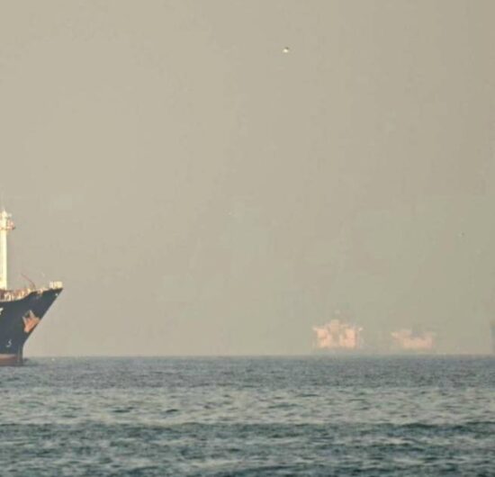 La Unión Europea explora mantener abierto el estrecho de Ormuz sin enviar barcos