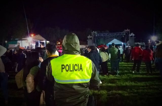 Vendimia en Mendoza enfrenta críticas por falta de baños y servicios básicos