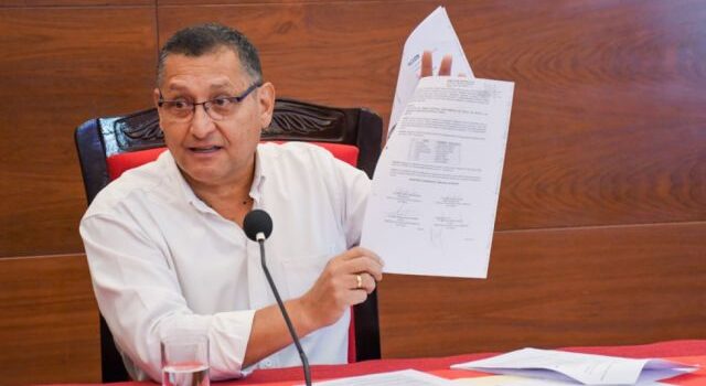 Montes anuncia transición gubernamental en La Paz desde el próximo lunes