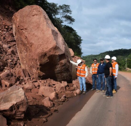 Ministerio de Transporte y ABC inspeccionan camino Tarija Entre Ríos Palos Blancos