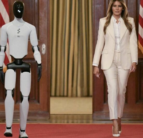 Melania Trump presenta robot humanoide en evento exclusivo de la Casa Blanca