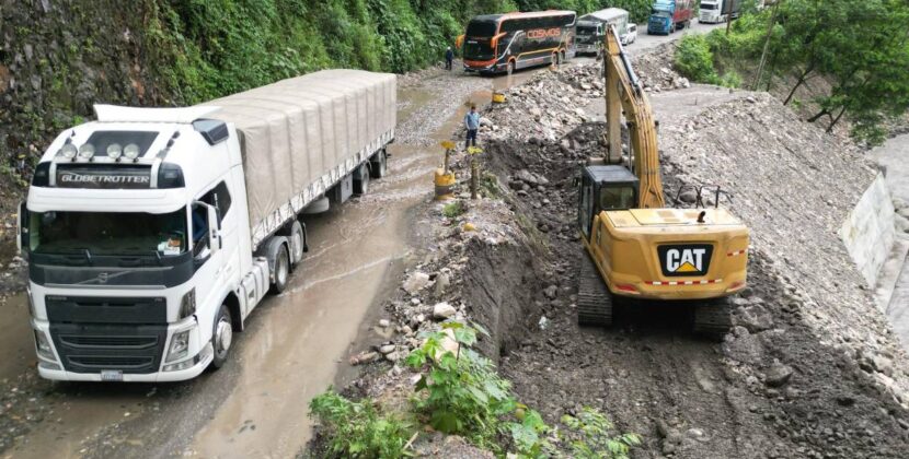 Lluvias causan deslizamientos en rutas nueva y antigua entre Cochabamba y Santa Cruz