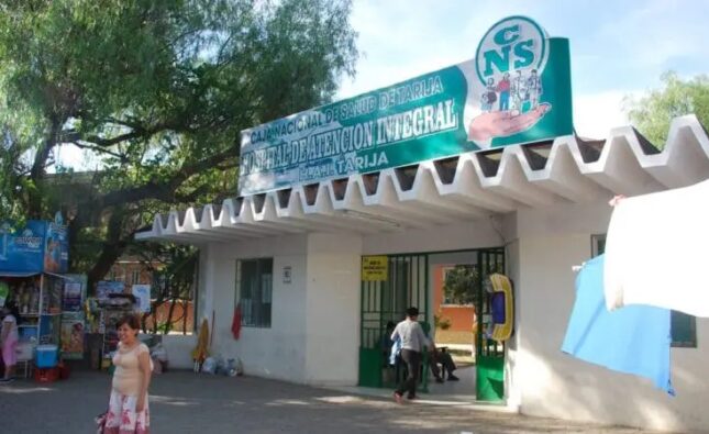 Caja de Salud impulsa digitalización en La Paz para eliminar filas de asegurados