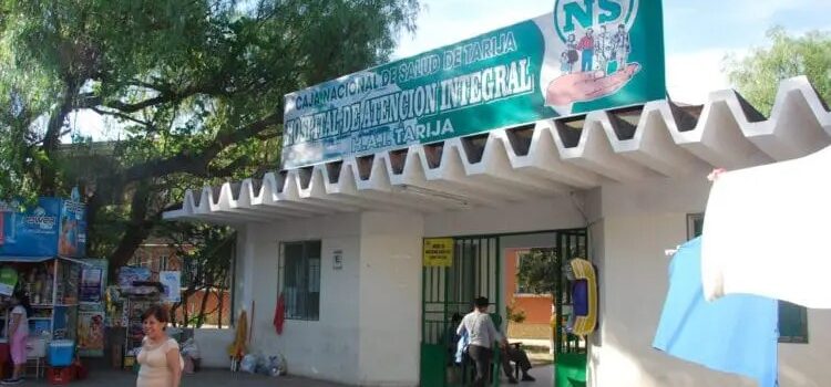 Caja de Salud impulsa digitalización en La Paz para eliminar filas de asegurados