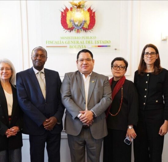 Fiscalía General y ONU Mujeres sellan acuerdo para combatir violencia de género en Bolivia