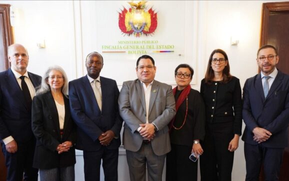 Fiscalía General y ONU Mujeres sellan acuerdo para combatir violencia de género en Bolivia