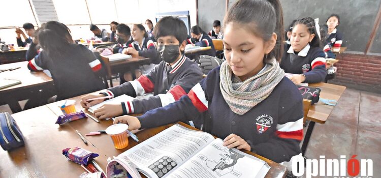 Ministerio de Educación ratifica restricción de agasajos en días hábiles