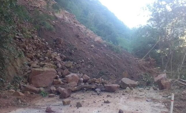 ABC cierra temporalmente tramo La Angostura-Samaipata por lluvias