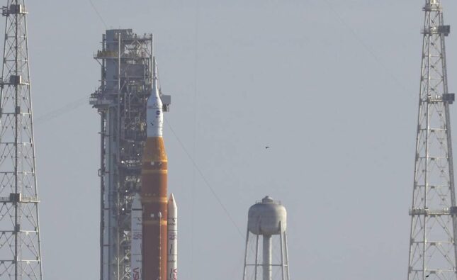 NASA prepara lanzamiento de Artemis II para misión lunar tripulada