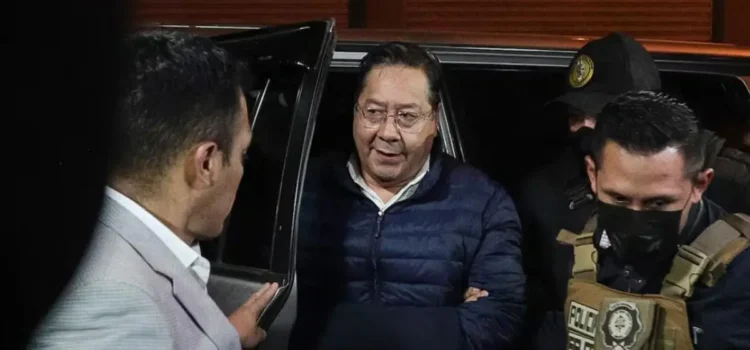 Filtran foto de la celda donde Luis Arce cumple detención preventiva