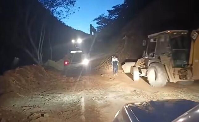 ABC restablece el tránsito vehicular en tramo La Angostura – Samaipata