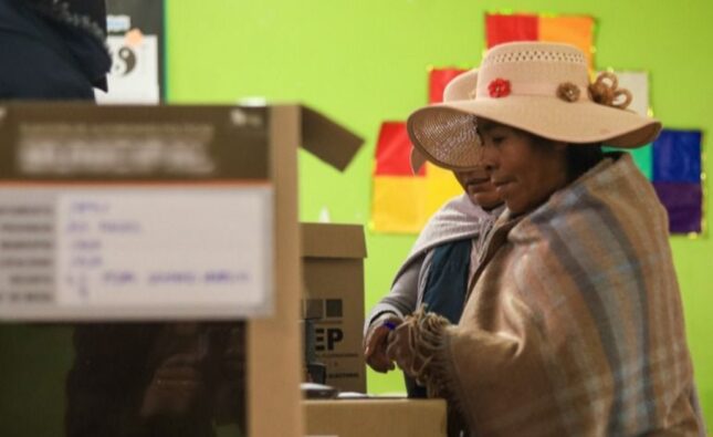 Leonardo Loza lidera la Gobernación de Cochabamba en primera vuelta