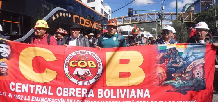 Economista advierte que aumento salarial del 20% eleva déficit fiscal