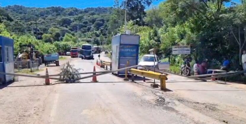 Sectores en conflicto acuerdan plazos para mantenimiento vial y normalizan viajes