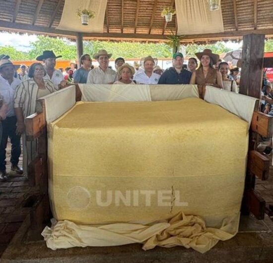 San Javier exhibe queso de más de 2.000 kilos como muestra productiva
