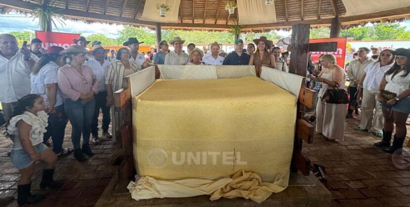 San Javier exhibe queso de más de 2.000 kilos como muestra productiva