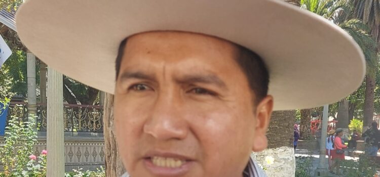 La caída en ingresos por gas afecta entrega del Prosol a campesinos