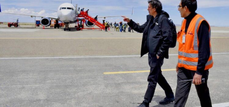 Bolivia firma acuerdos con Paraguay y Panamá para ampliar vuelos internacionales