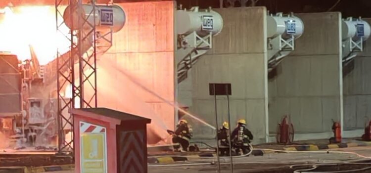 Bomberos controlan incendio en planta de ENDE en el Trópico