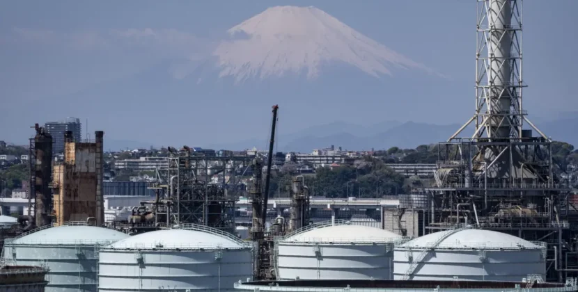 El petróleo cae y las bolsas suben tras tregua entre Estados Unidos e Irán