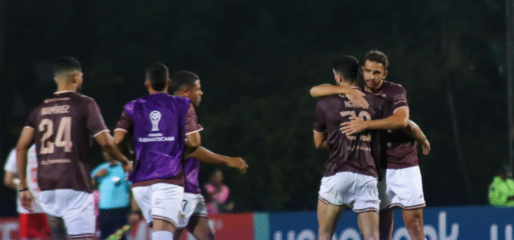 Carabobo vence a Bragantino y lidera el Grupo H de la Copa Sudamericana