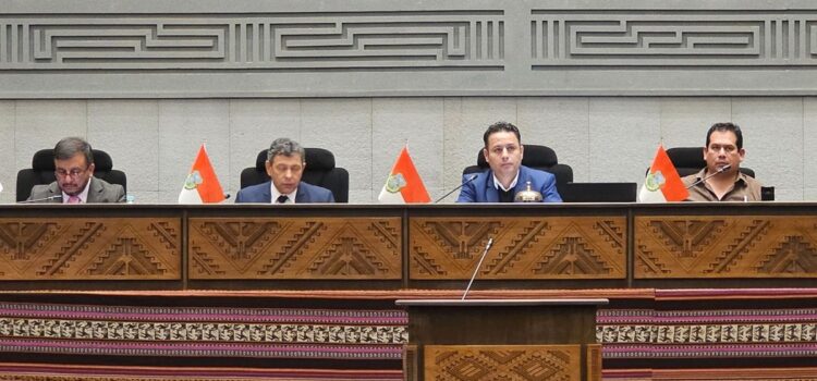 La Asamblea rechaza la censura contra el ministro Medinaceli tras interpelación