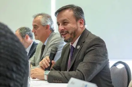 Rodrigo Paz respalda a Mauricio Medinaceli y espera su proyecto de ley