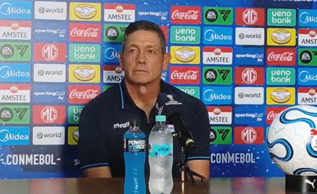 Blooming cae ante River y Soria destaca reacción en el segundo tiempo