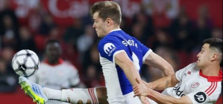 Gudelj da la victoria al Sevilla ante un Atlético con canteranos en campo