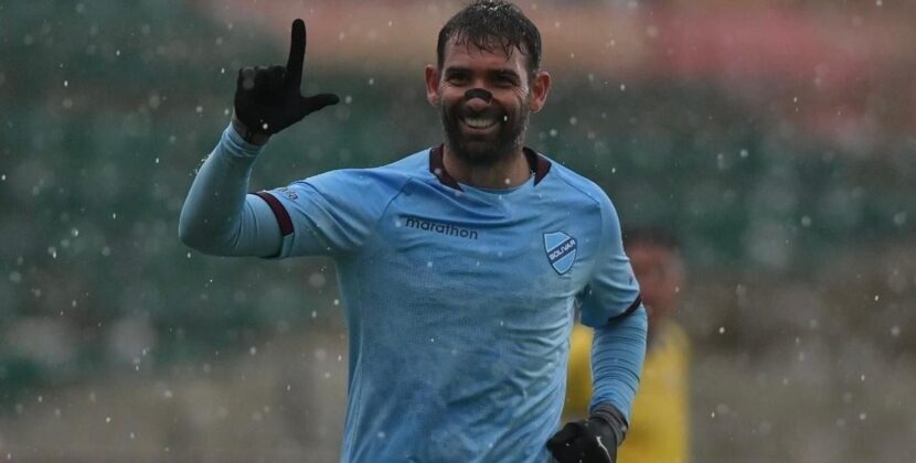 Bolívar vence 2-0 a ABB con doblete de Cauteruccio en El Alto