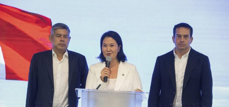 Keiko Fujimori lidera con 40% de votos y avanza a balotaje en Perú tras jornada electoral caótica