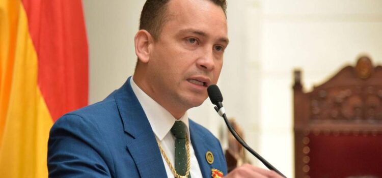 TSJ envía comisión a Santa Cruz para analizar caso Mercado Mutualista y revisar expedientes