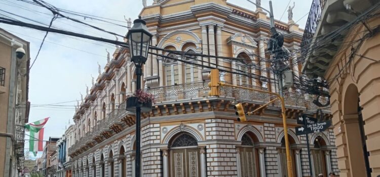 Senado debate leyes para planta de aguas y hospital oncológico en homenaje a 209 años de Batalla de La Tablada