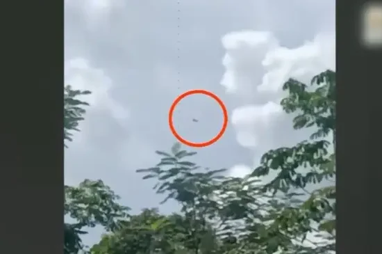 Bomberos confirman muerte de pilotos Moyano y Sardán tras accidente aéreo en zona boscosa