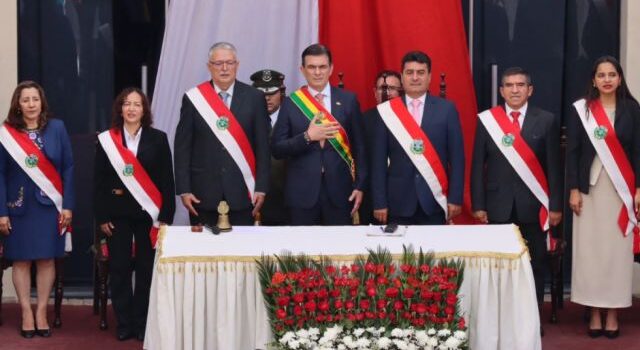 Presidente Paz retoma presencia en Tarija tras 20 años y acuerda agenda conjunta con municipio para desarrollo